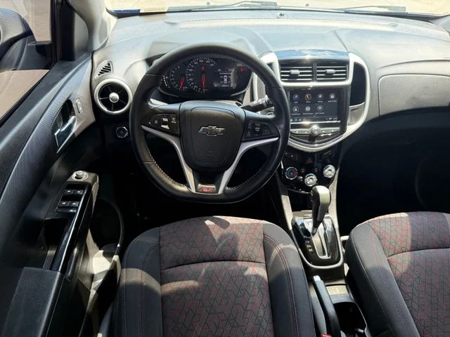 Used 2018 Blue Metallic Chevrolet LT image 25