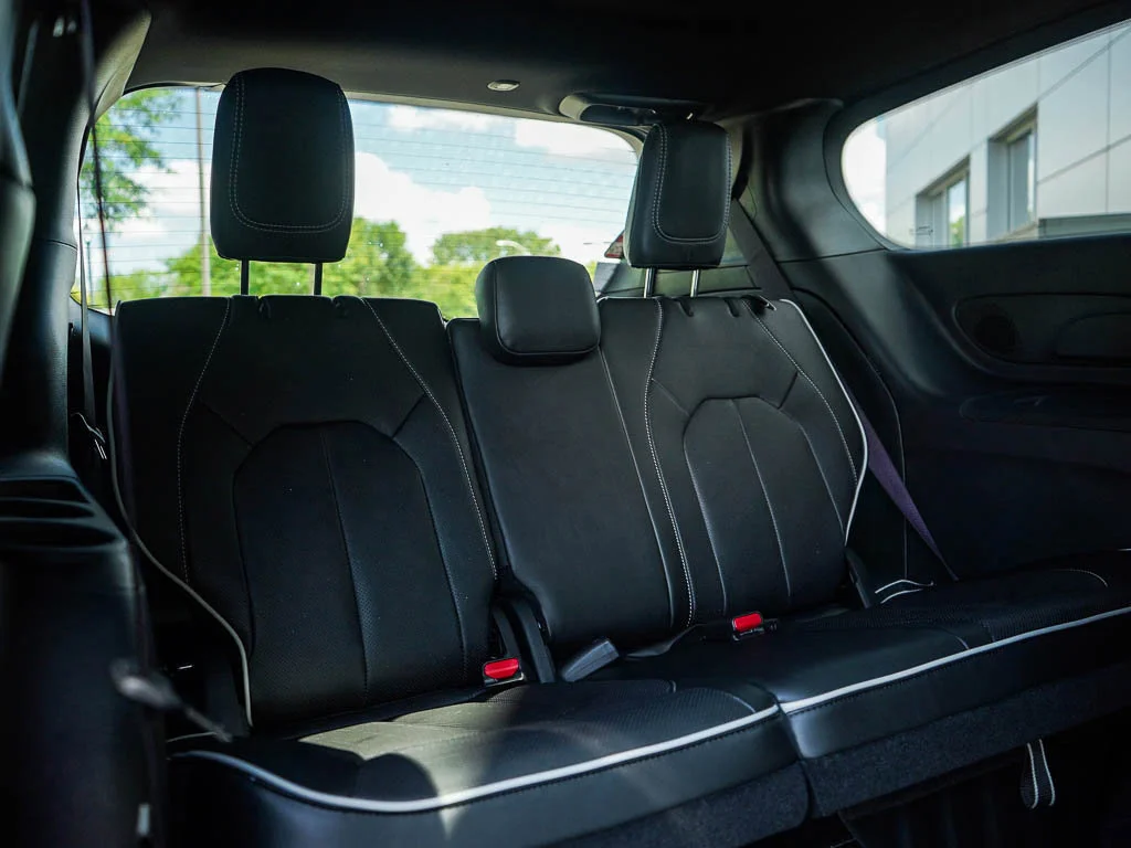 2026 Chrysler Pacifica Limited - Photo 13
