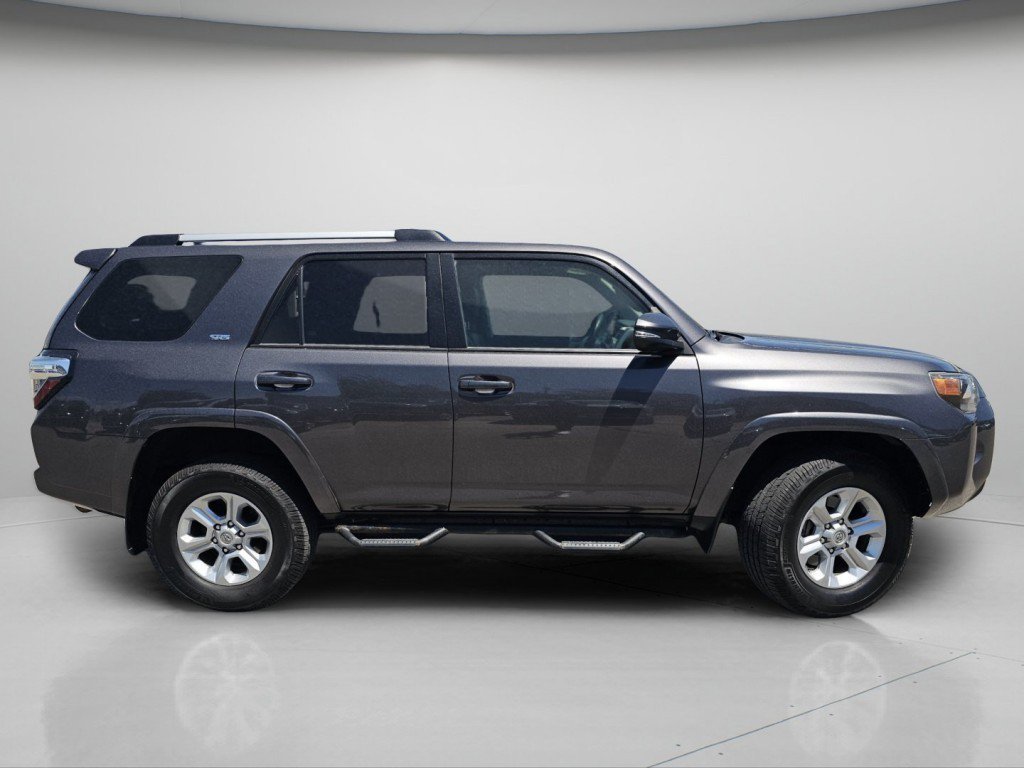 Certified Used 2022 Magnetic Gray Metallic Toyota SR5 Premium image 37