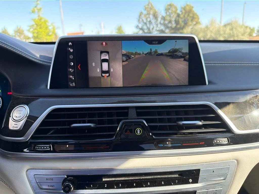 Used 2019 Carbon Black Metallic BMW 750i xDrive image 15