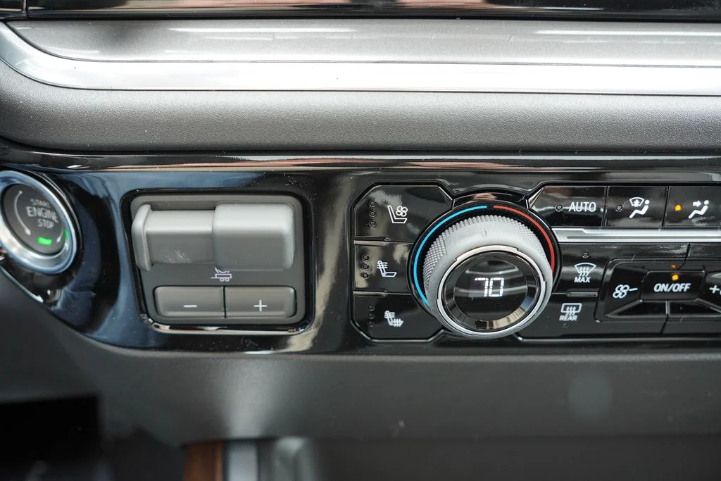2026 Chevrolet Silverado 3500 HD High Country - Photo 17