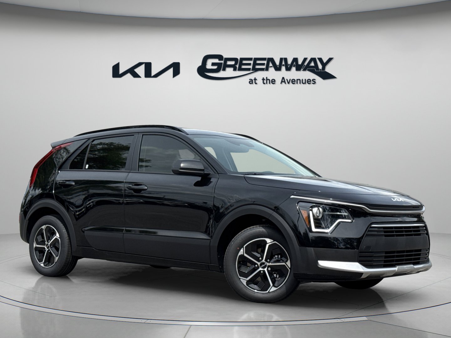 2026 Kia Niro LX HEV's photo