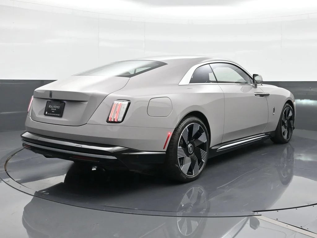 Certified Used 2026 Gray Rolls-Royce  image 2