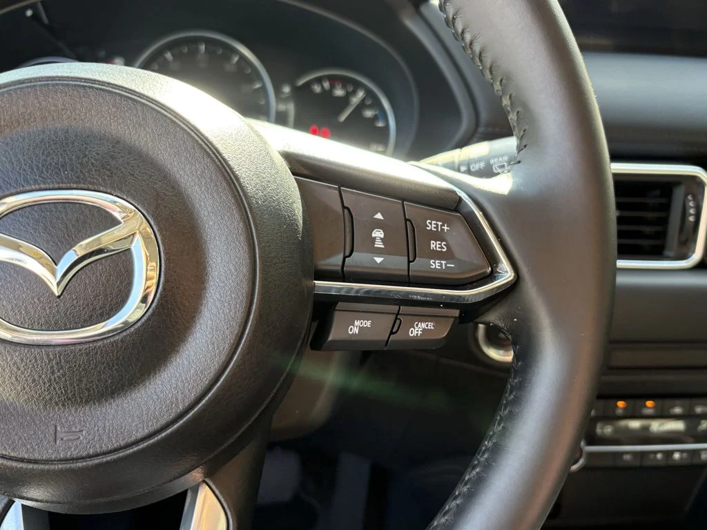 Used 2021 Snowflake White Pearl Mica Mazda Grand Touring image 17