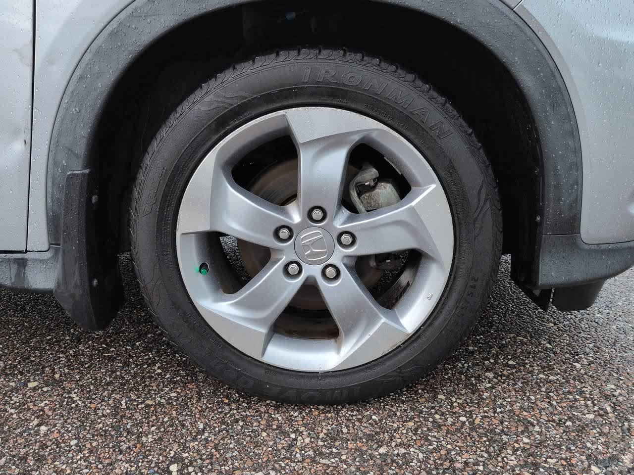 Used 2021 Lunar Silver Metallic Honda LX image 11