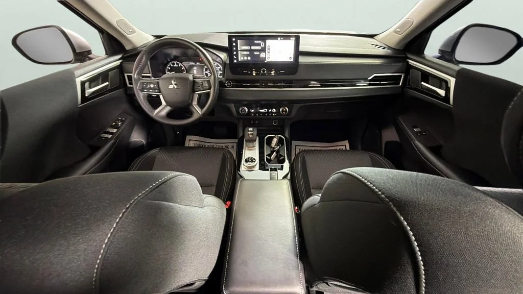 Used 2025 Silver Mitsubishi ES 2.5 2WD image 34