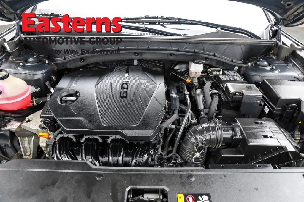 Used 2023 Gray Hyundai Limited image 7