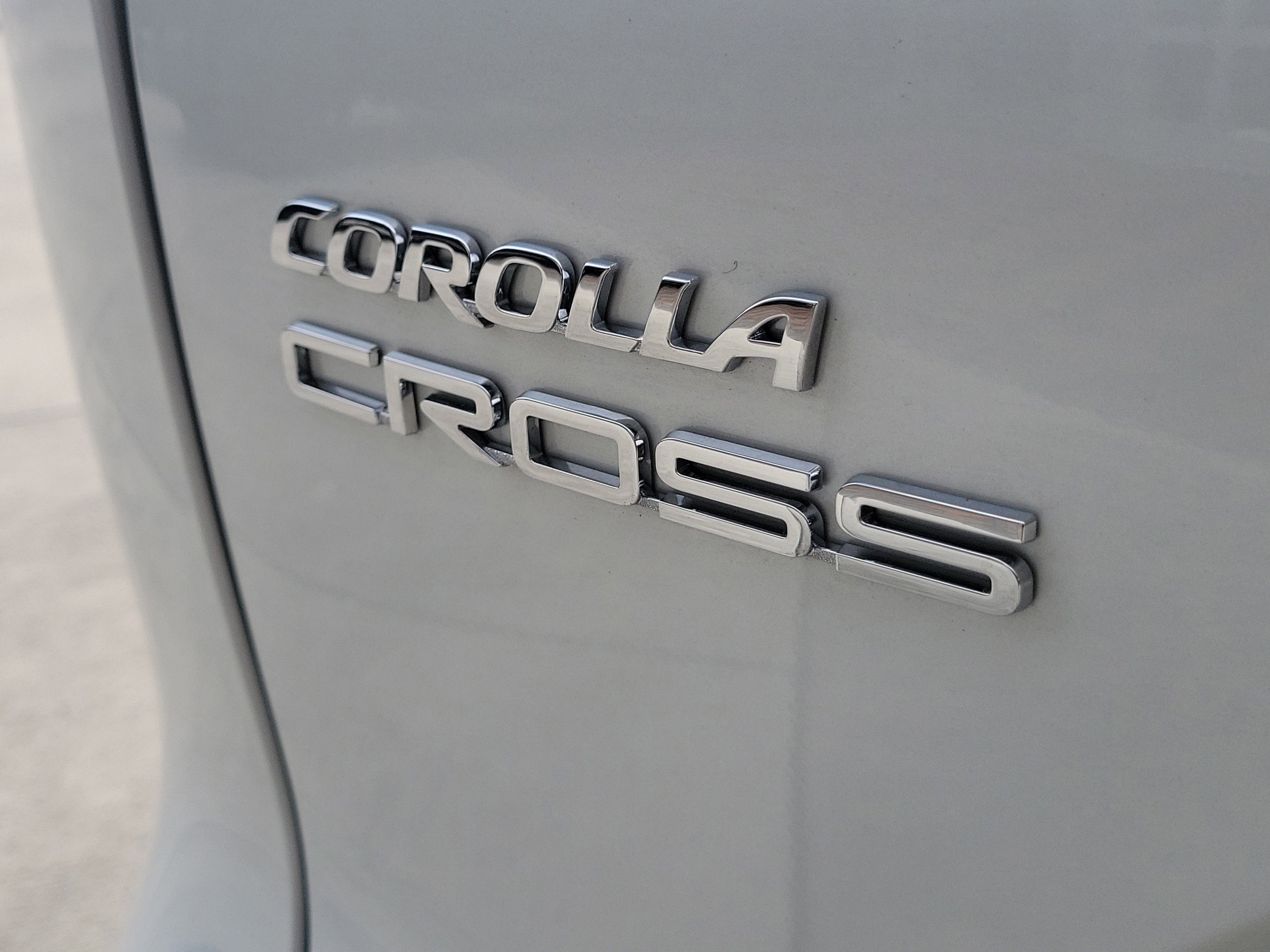 Used 2026 Pearl Toyota L image 9