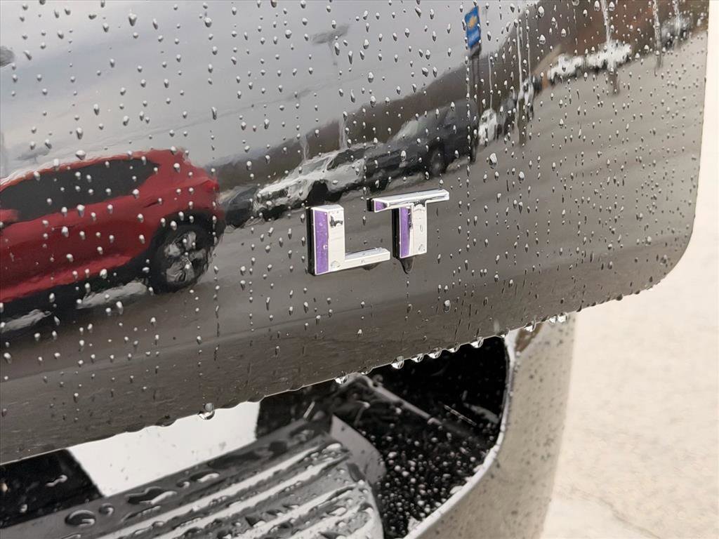 New 2026 Black Chevrolet LT image 4
