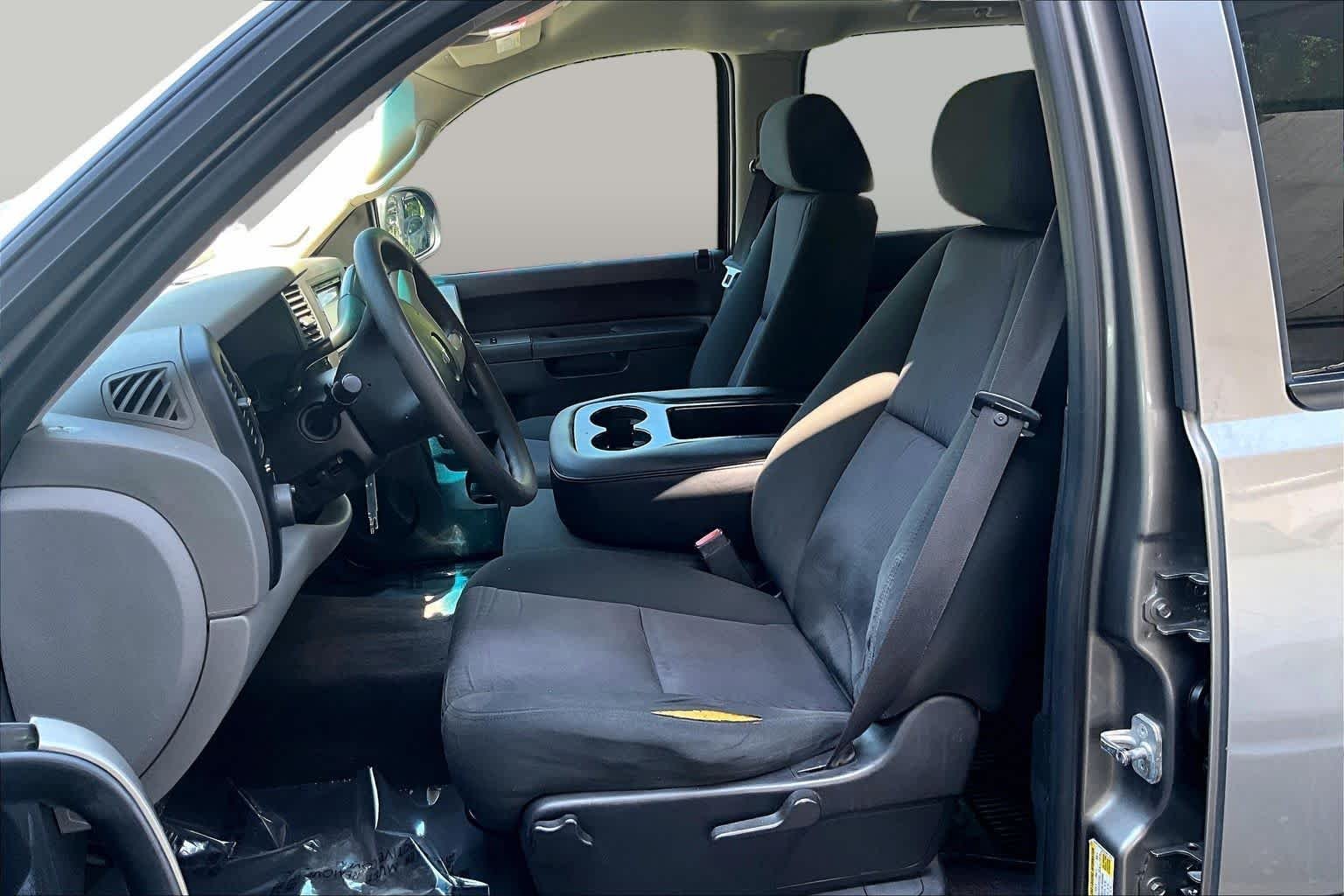 Used 2012 Graystone Metallic Chevrolet LS image 8