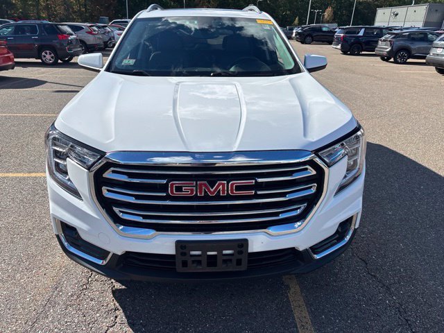 Used 2022 Summit White GMC SLT image 2