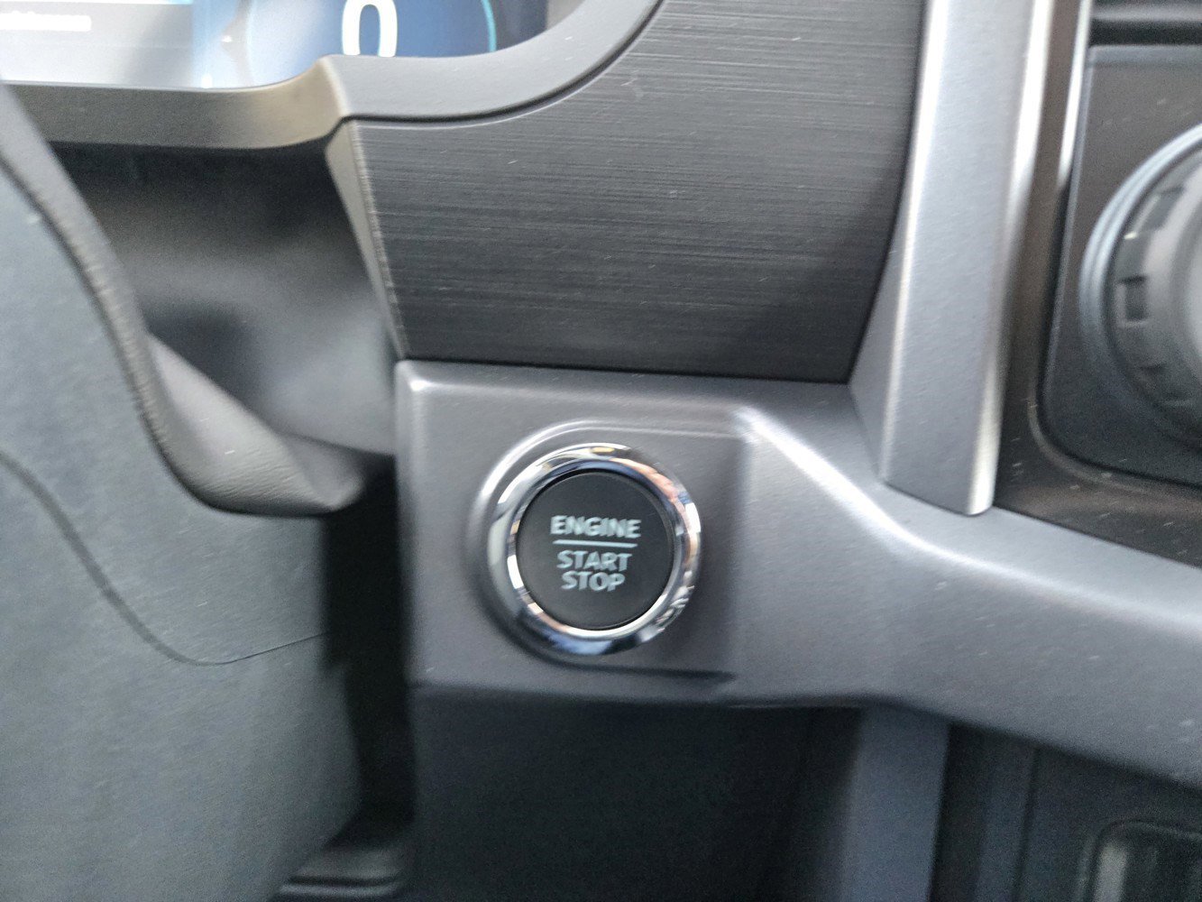 New 2026 Antimatter Blue Mettallic Ford XLT image 14
