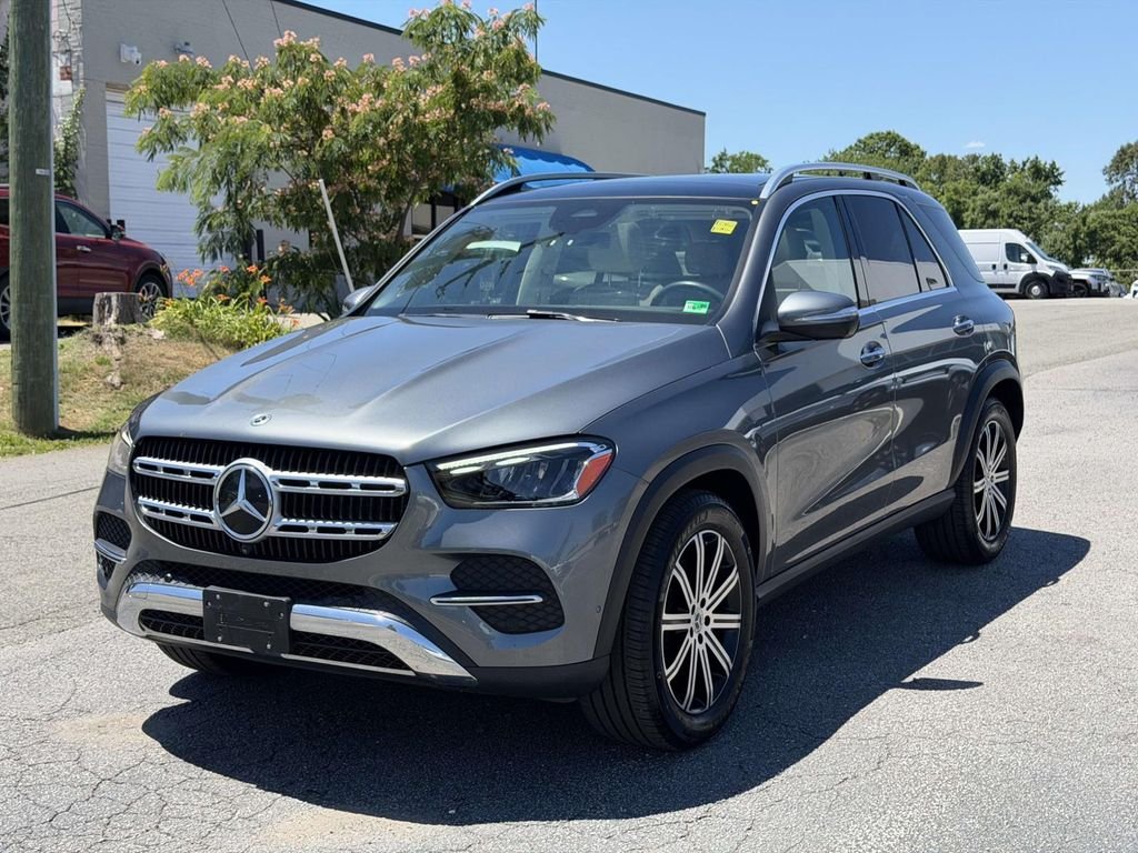 Used 2024 Gray Mercedes-Benz GLE 450 image 23