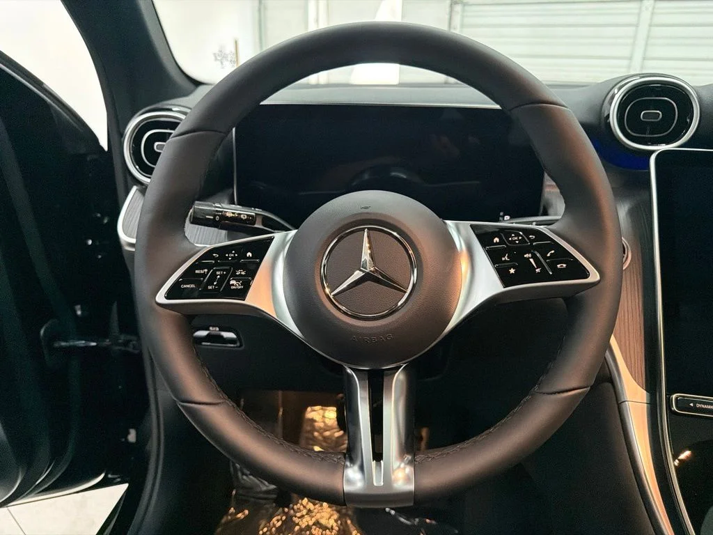 New 2027 Black Mercedes-Benz GLC 300 image 15