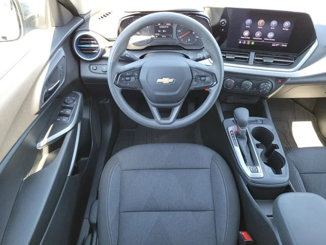 Used 2025 Gray Chevrolet LS image 14