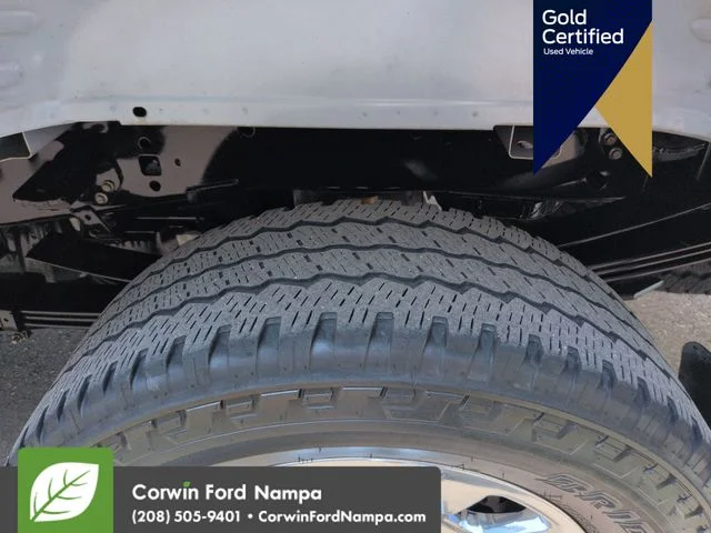 Certified Used 2023 Oxford White Ford  image 32