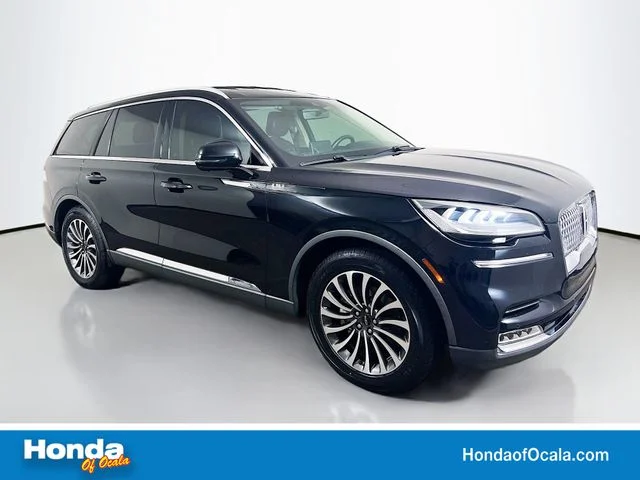 Used 2020 Black Metallic Lincoln Reserve image 1