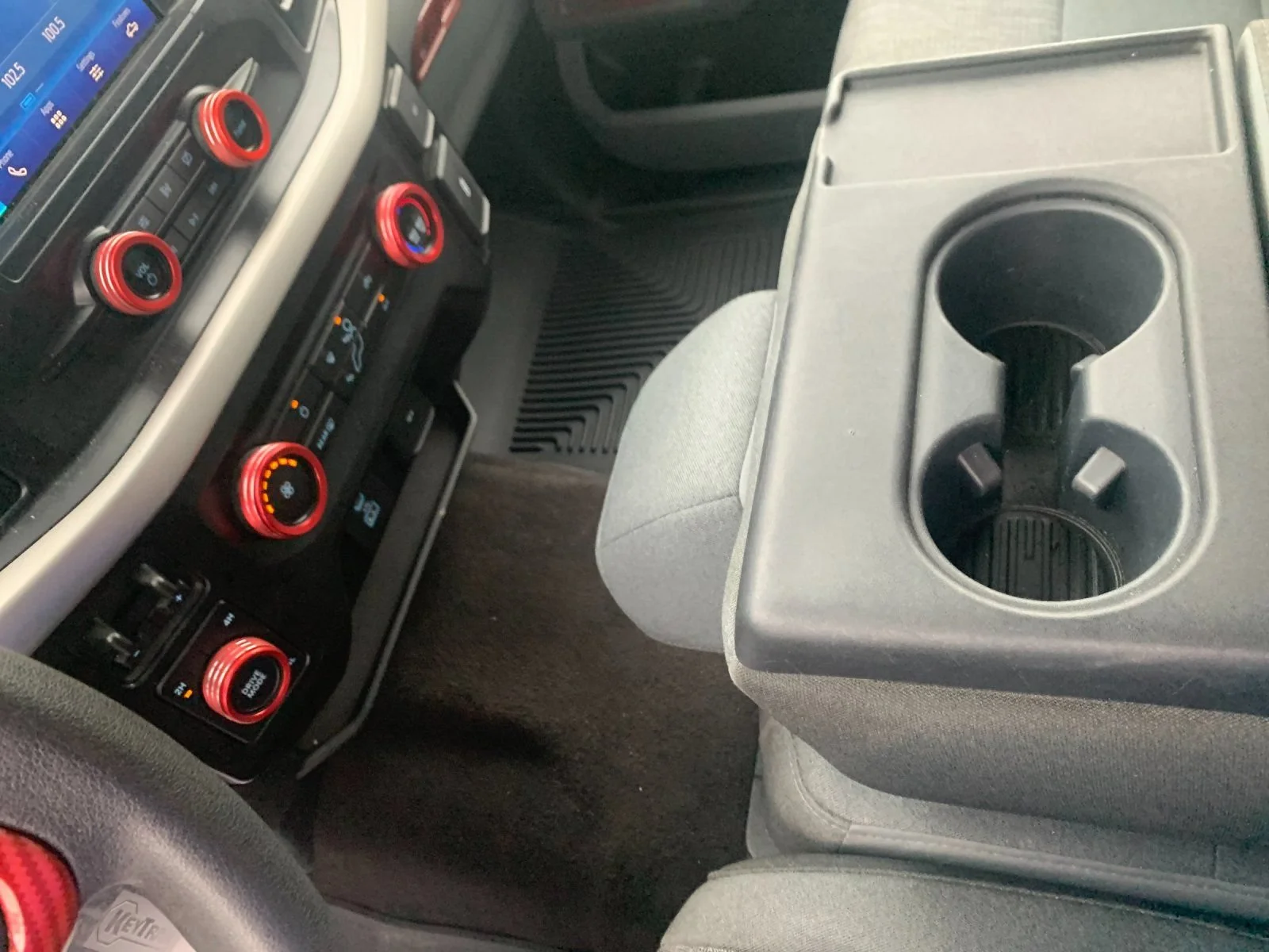 Used 2021 Red Ford XLT image 23