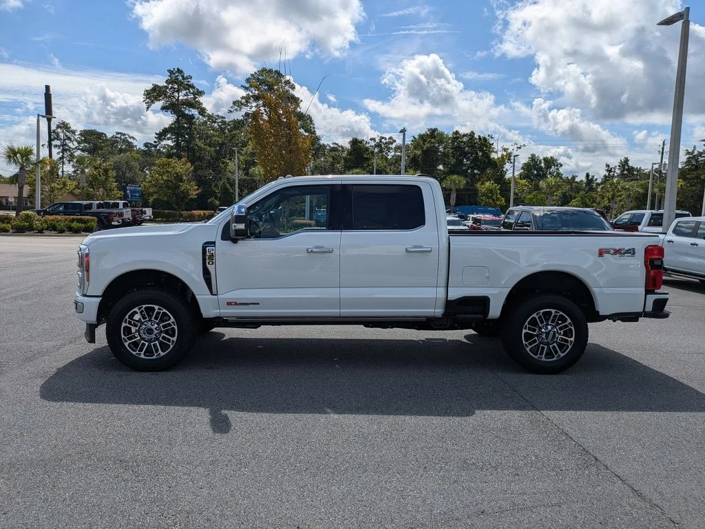 New 2026 Star White Metallic Tri-Coat Ford Platinum image 7