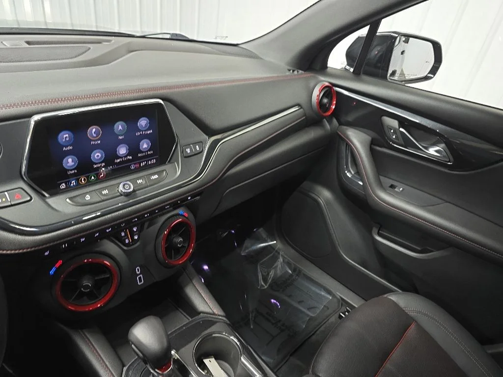 Used 2022 Black Chevrolet RS image 25
