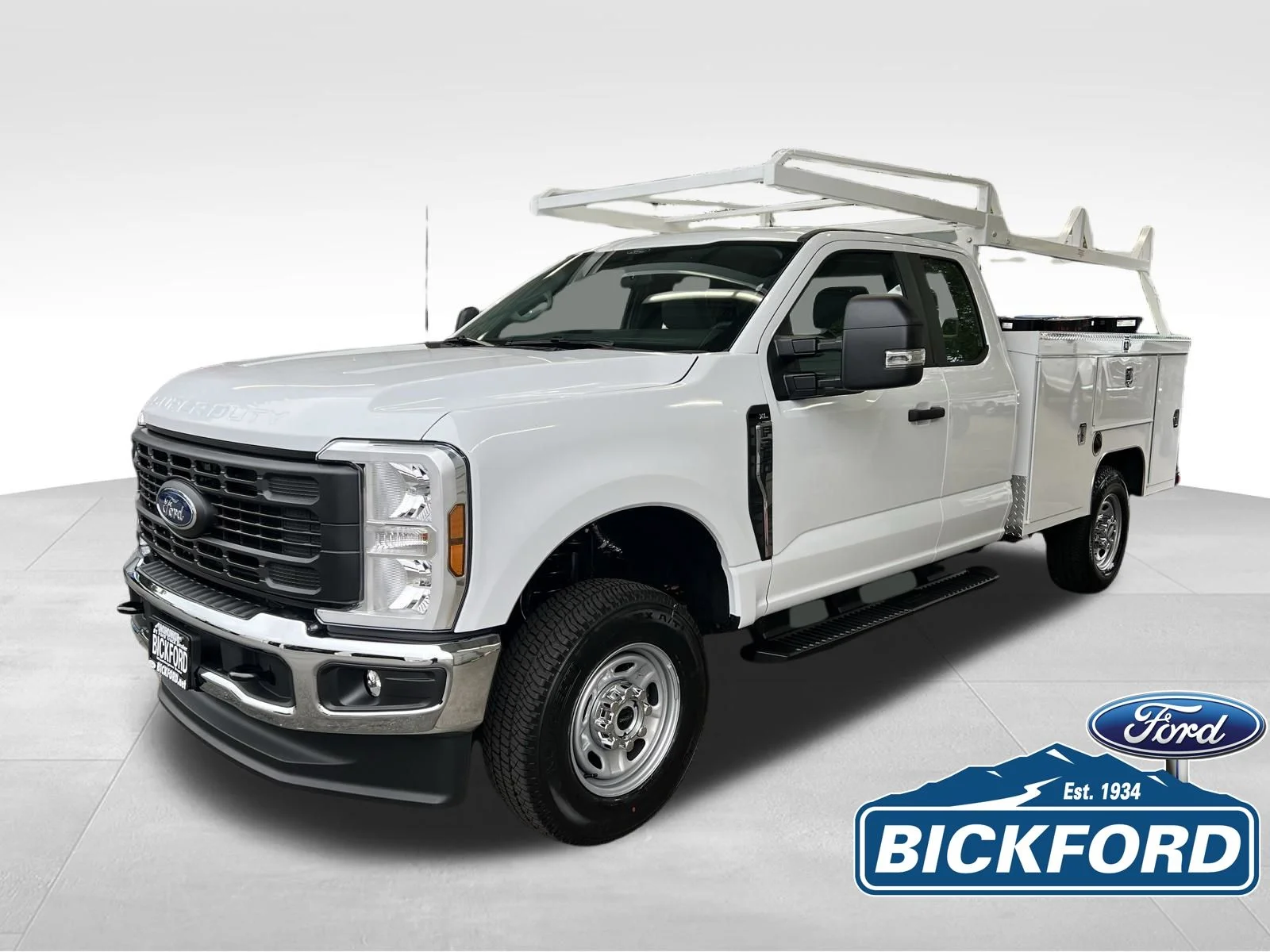 2026 Ford F-350 XL 4x4 SuperCab 8' Box SRW's photo