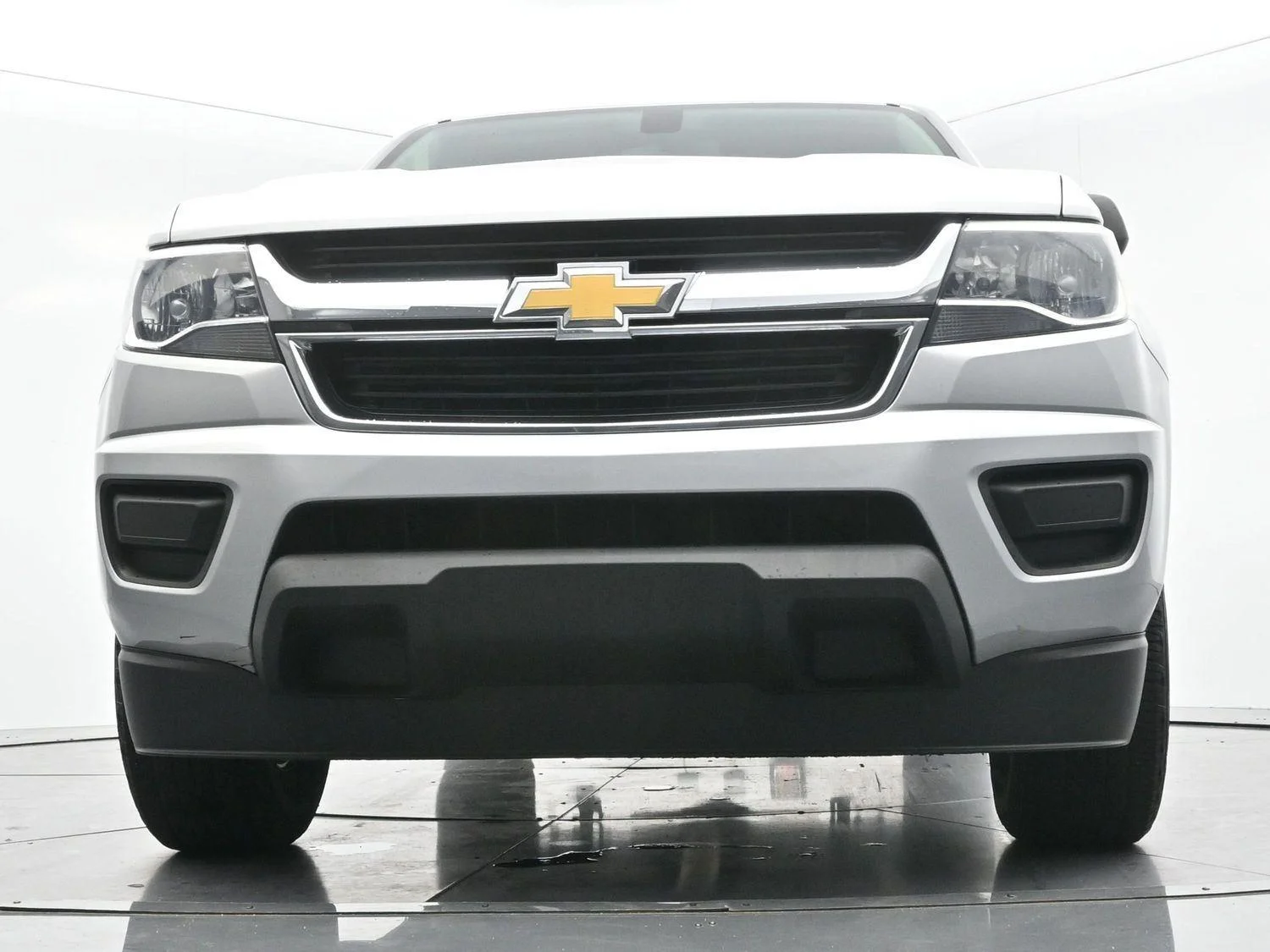 Used 2019 SILVER ICE METALLIC Chevrolet 2WD Work Truck image 39