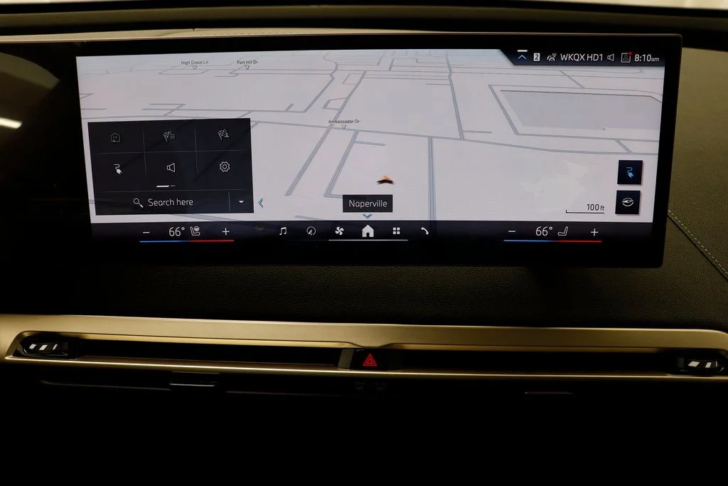 2026 BMW iX 60 - Photo 10