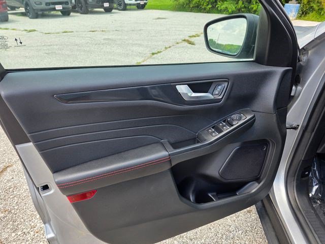 Used 2023 Silver Metallic Ford ST-Line image 19