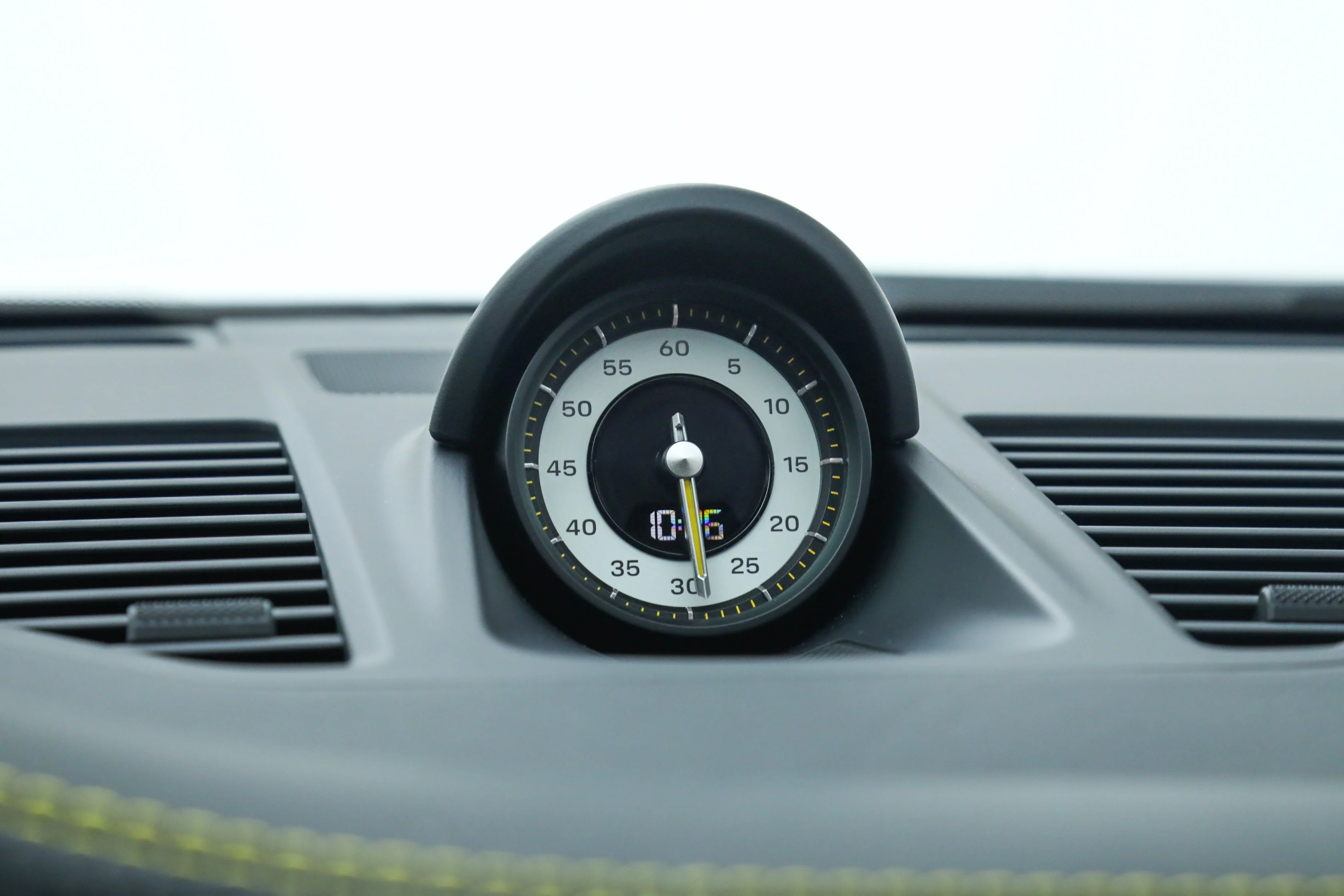 Used 2026 Silver Porsche GT3 Coupe image 33