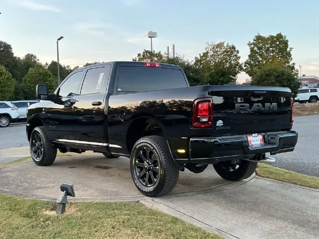 New 2027 Diamond Black Crystal Pearl-Coat Exterior Paint RAM Big Horn image 5
