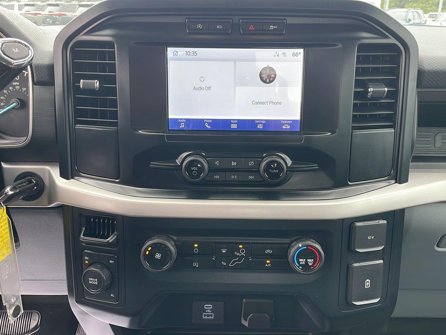 Used 2023 Oxford White Ford XL image 19