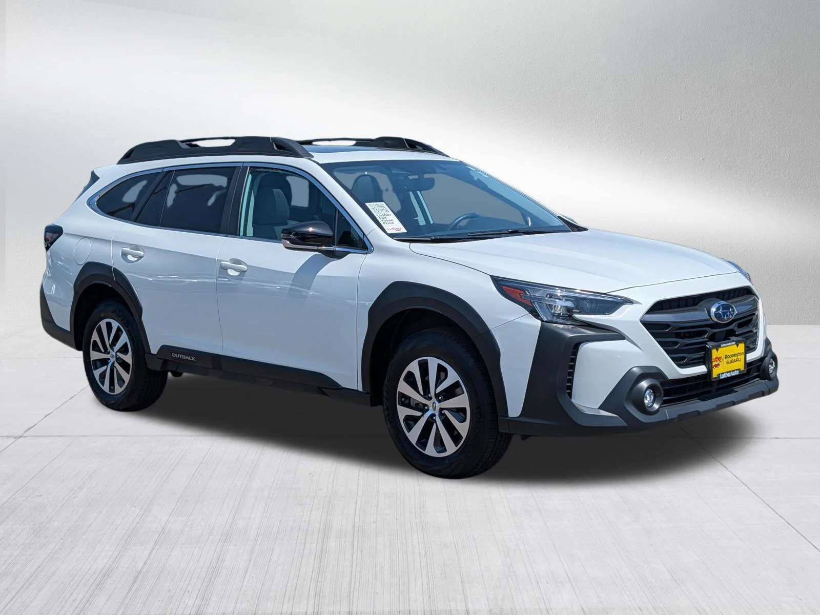 2025 Subaru Outback Premium's photo