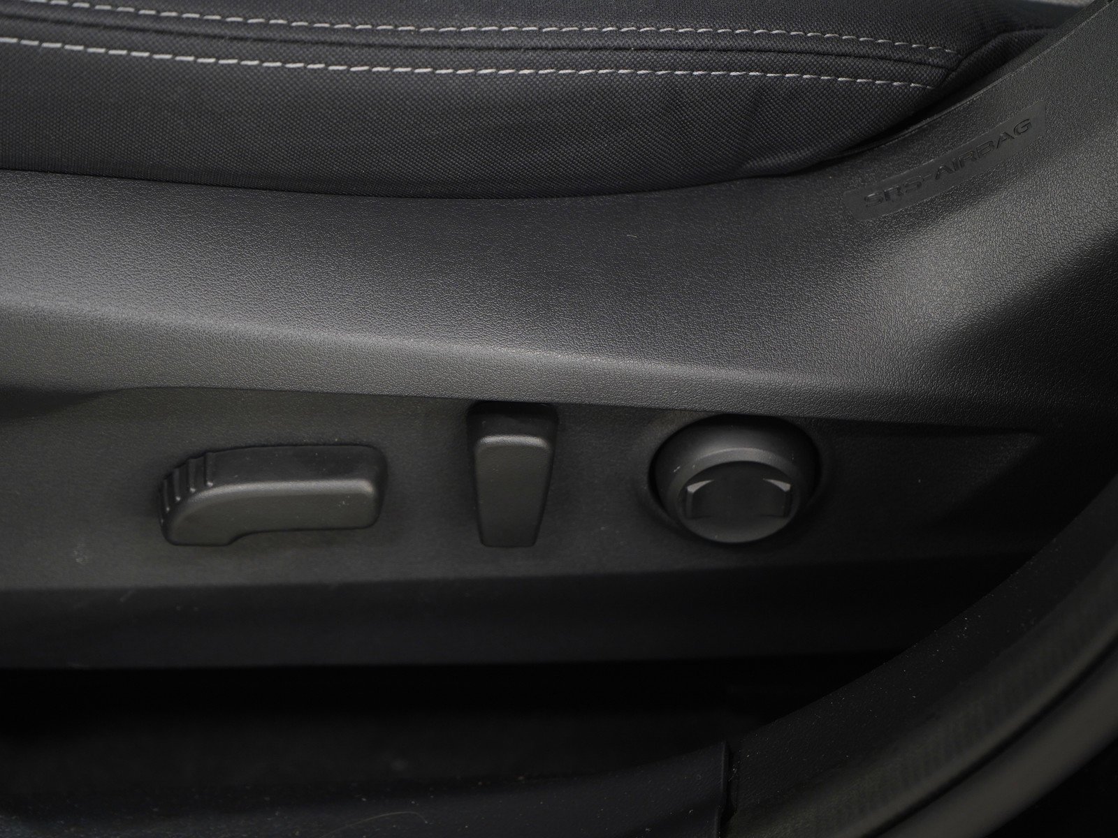 Used 2023 Crystal Black Pearl Subaru Premium image 22