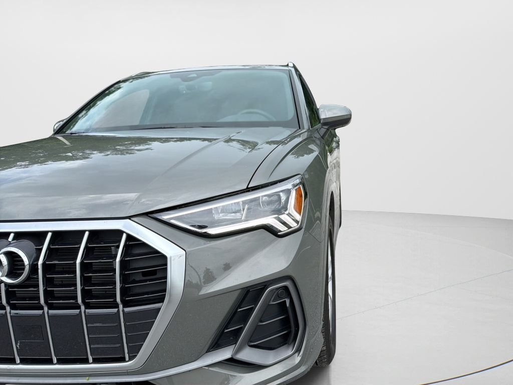 Used 2024 Gray Audi Premium Plus image 10