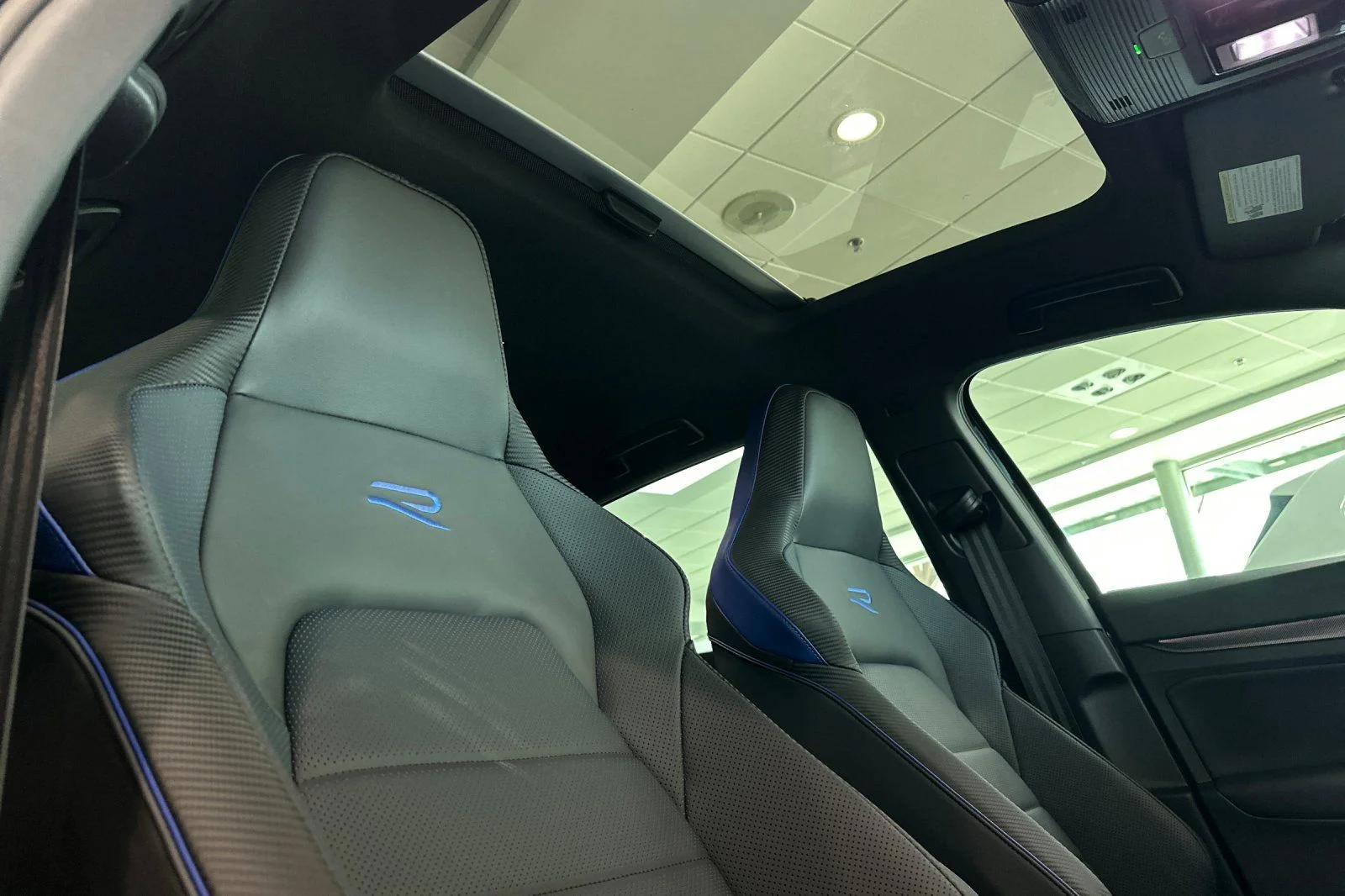 New 2026 Black Volkswagen Base image 15
