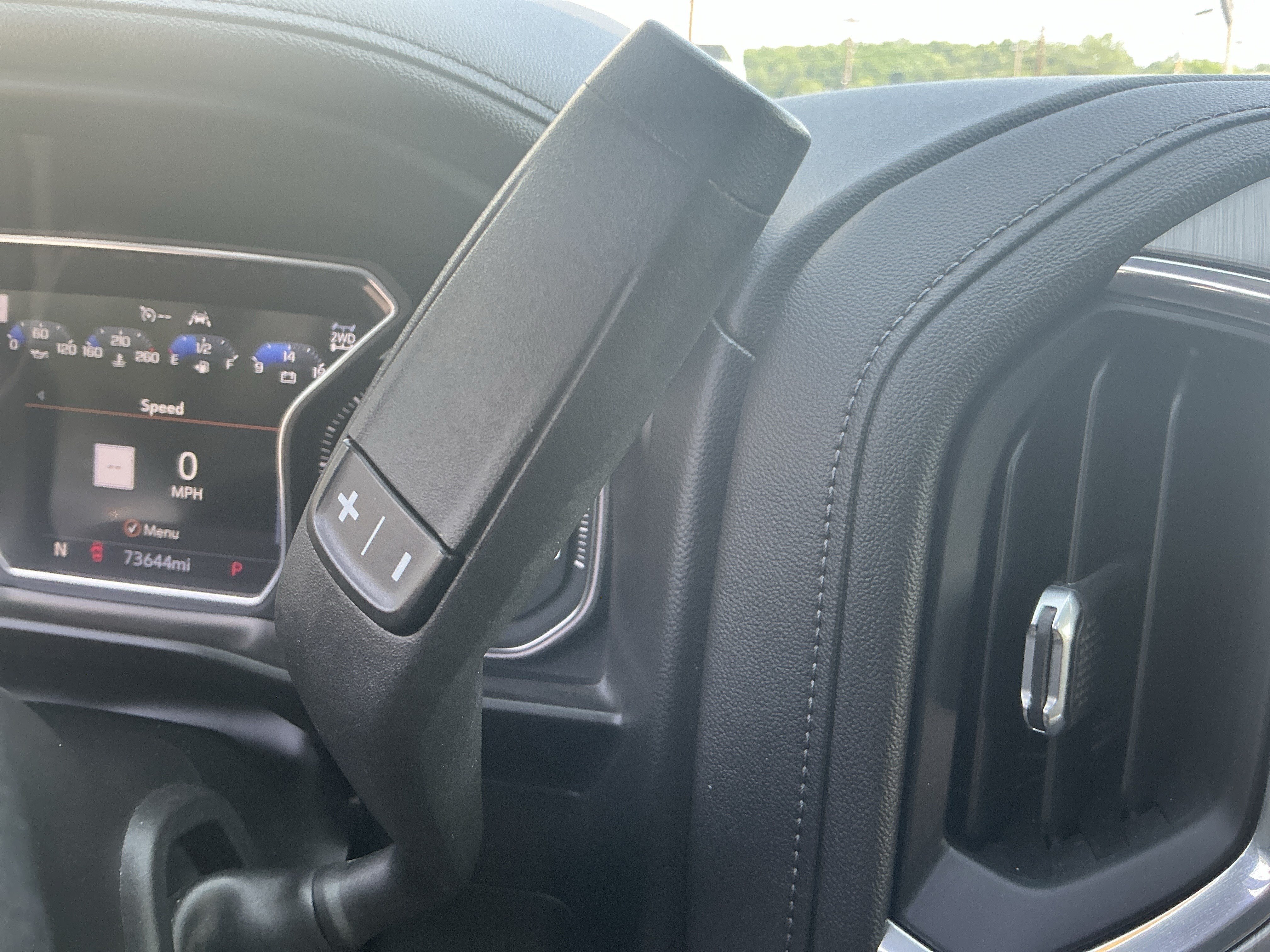 Used 2021 Onyx Black GMC Denali image 25