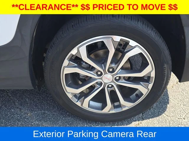 Used 2020 White GMC SLT image 32
