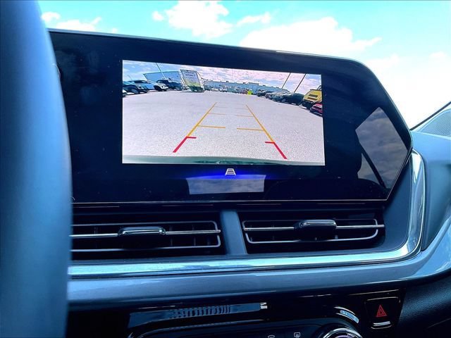 Used 2025 Mosaic Black Metallic Chevrolet ACTIV image 26