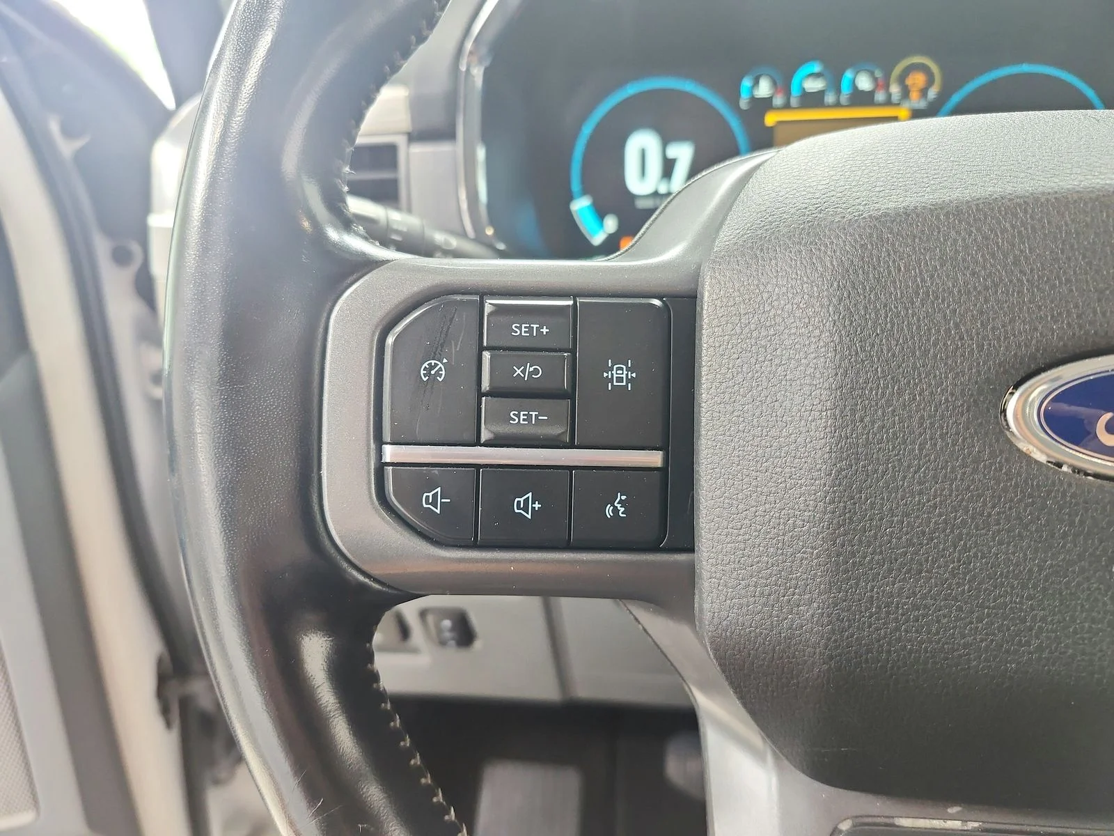 Used 2021 White Ford Lariat image 24