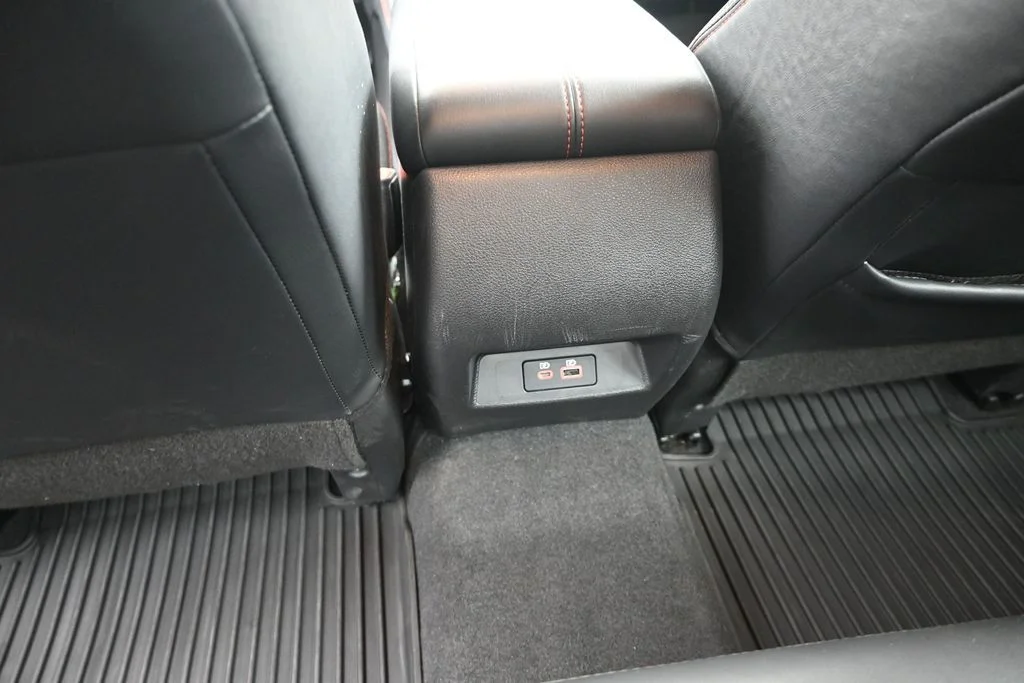 Used 2025 Red Nissan 2.5 SR image 17