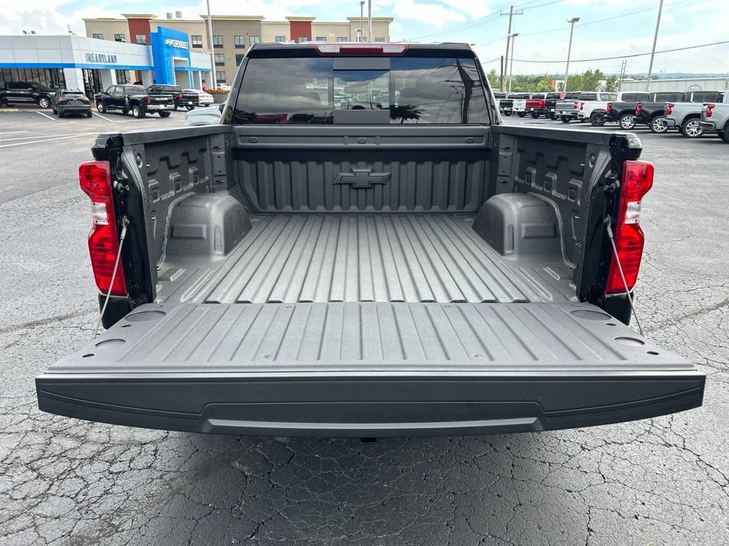 New 2026 Black Chevrolet LT image 41