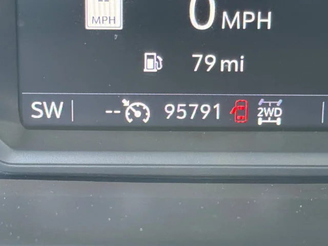 Used 2021 ONYX BLACK GMC SLT image 27