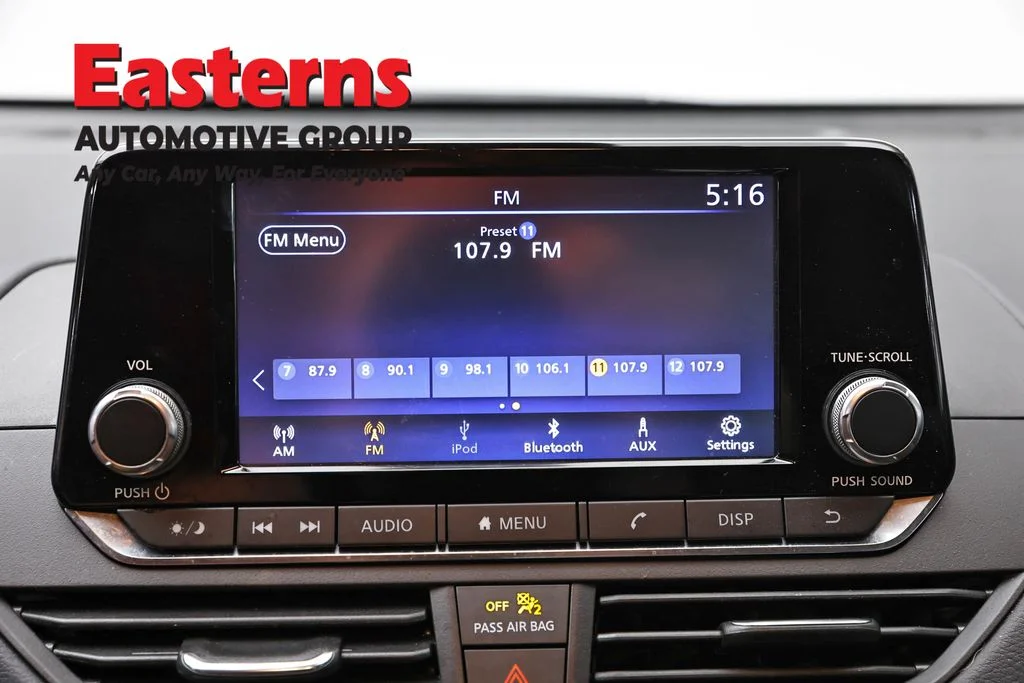 Used 2023 Gray Nissan 2.5 S image 18