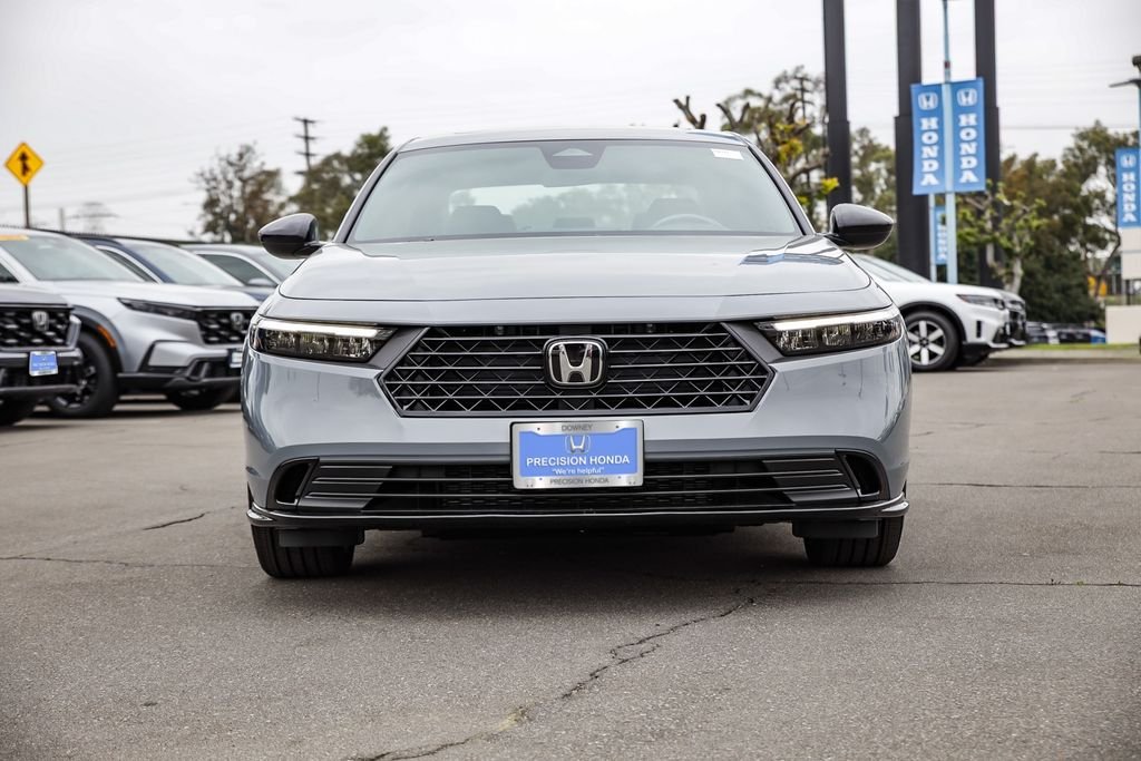 New 2025 Urban Gray Pearl Honda Sport-L image 4