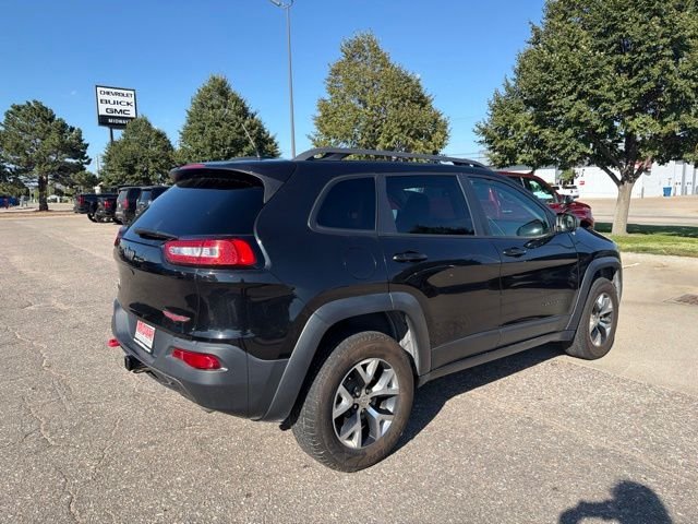 Used 2015 Black Jeep Trailhawk image 3