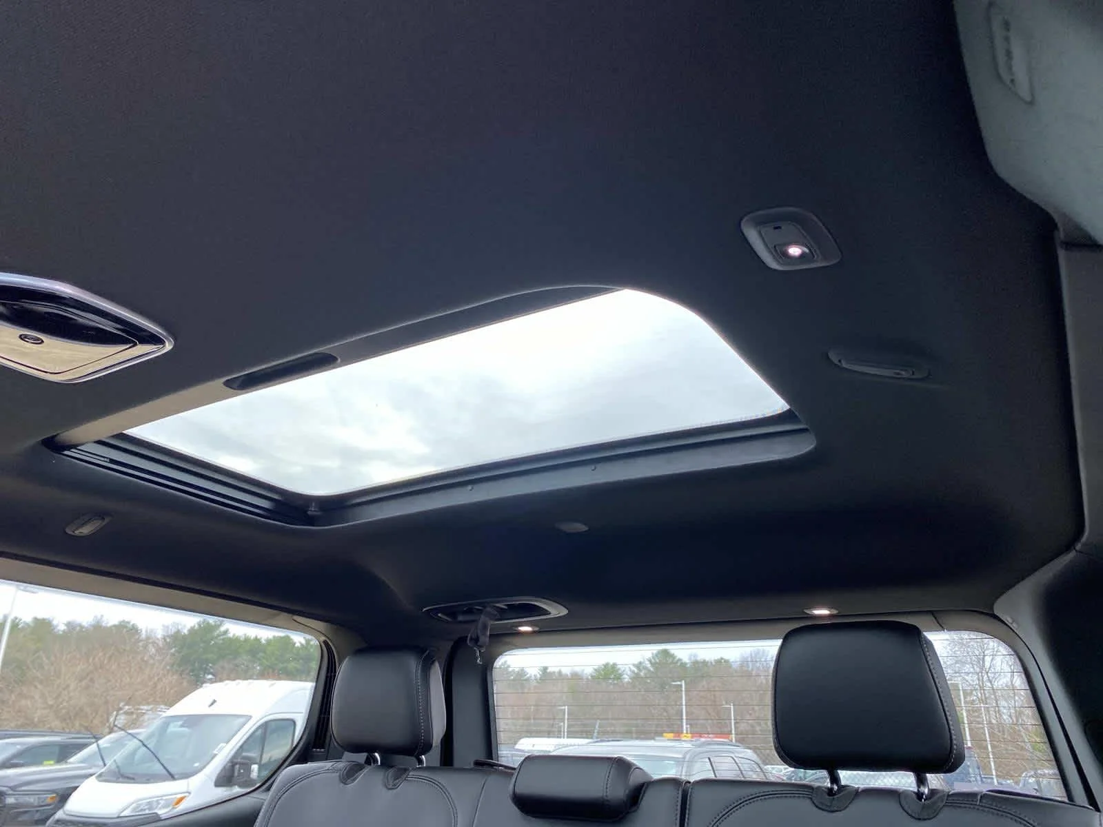 New 2026 High Gloss Black Exterior Paint Jeep Upland image 8