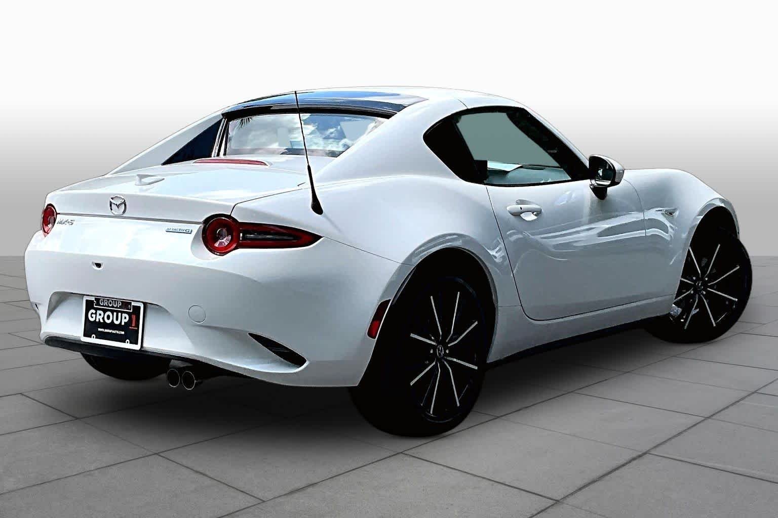 Used 2024 Snowflake White Pearl Mica Mazda Grand Touring image 12