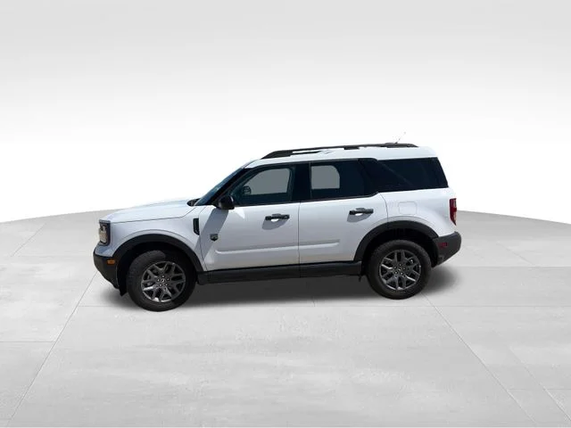 Used 2025 White Ford Big Bend image 5