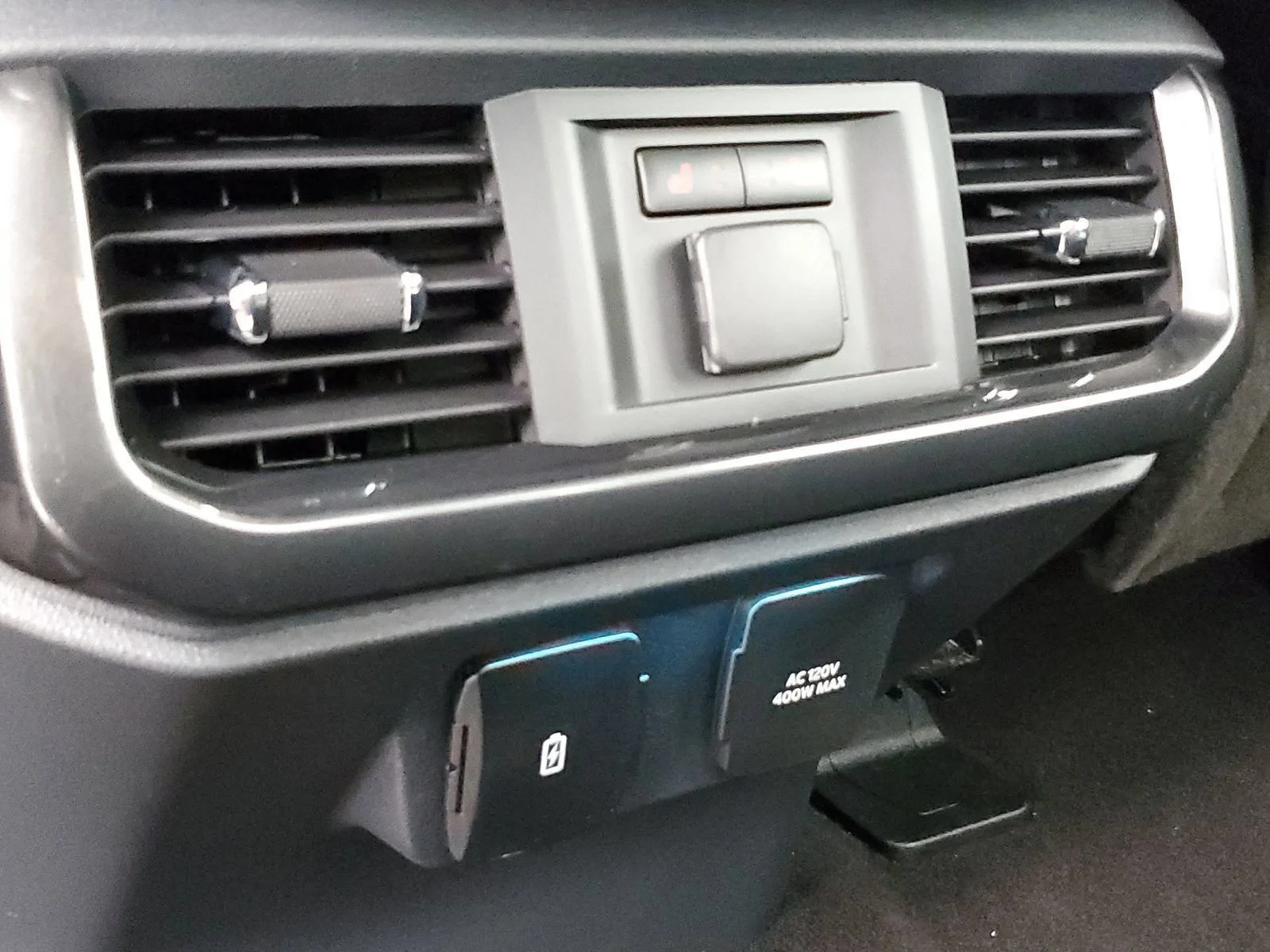 Used 2021 Gray Ford Lariat image 10