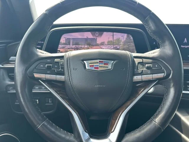 Used 2021 White Cadillac Sport Platinum image 21